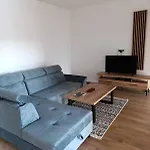 Apartman Kuca za odmor B *