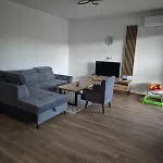 Apartman Kuca za odmor B *